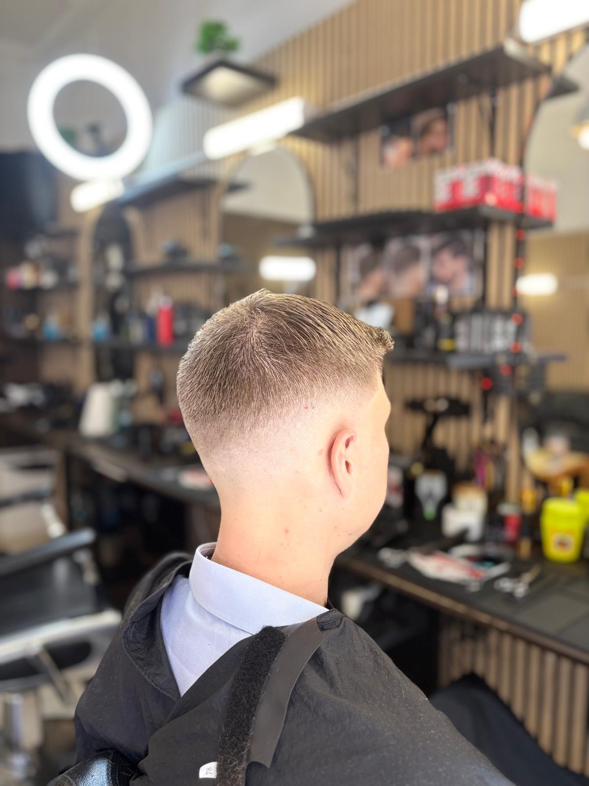 Skarp fade klipning